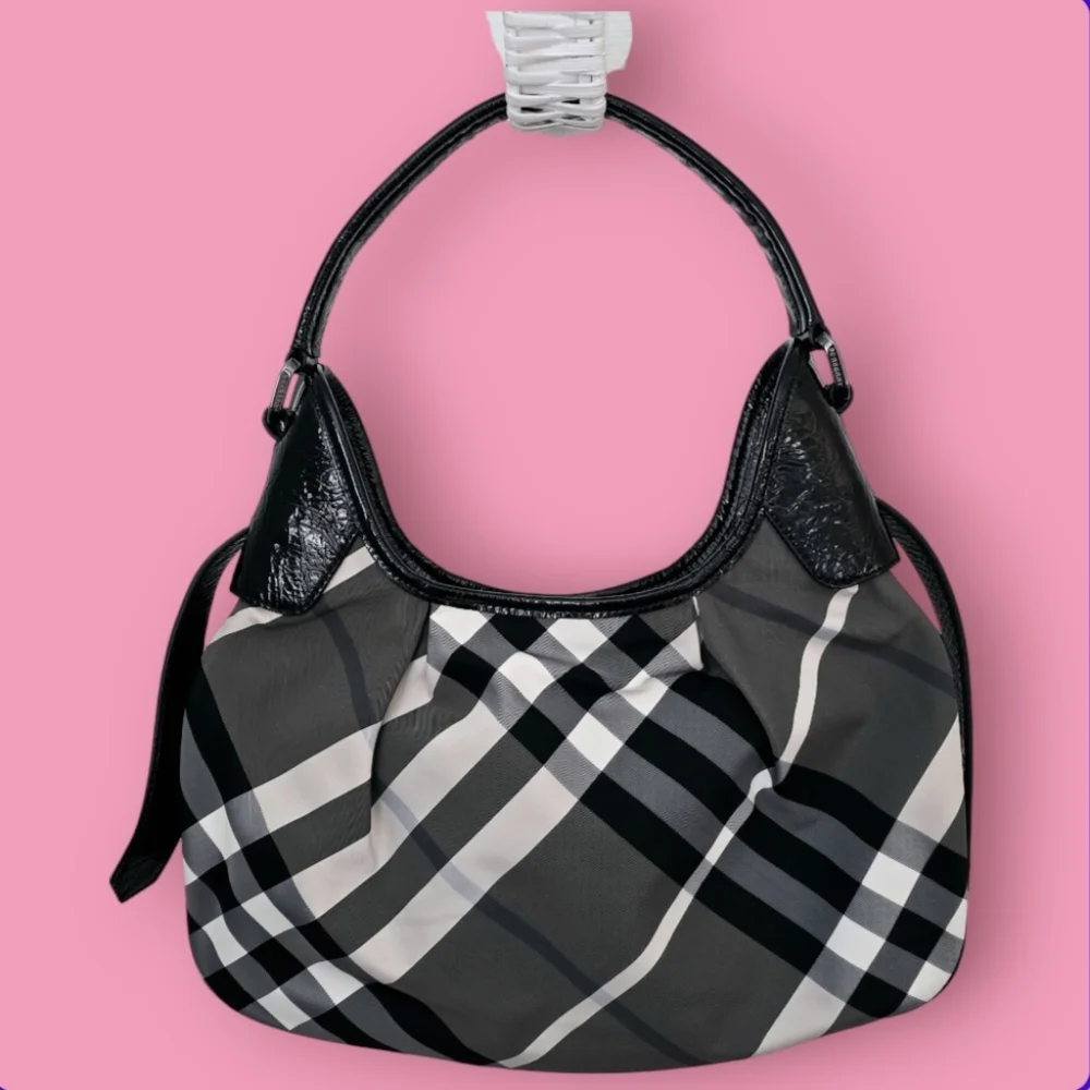 Burberry Beat Hobo